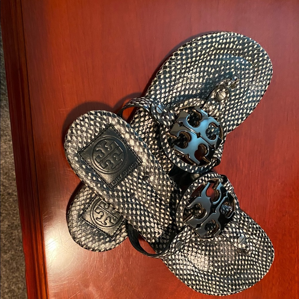 Tory Burch Sandles